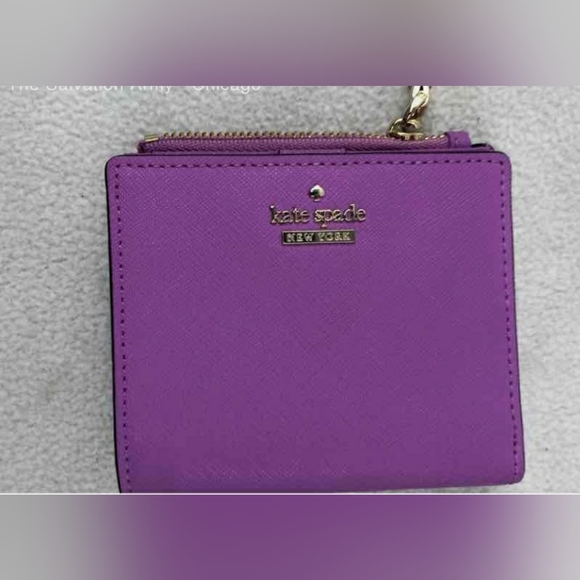 Kate Spade New York Adalyn Purple Zipper Leather Lined Wristlet Wallet - Picture 1 of 10